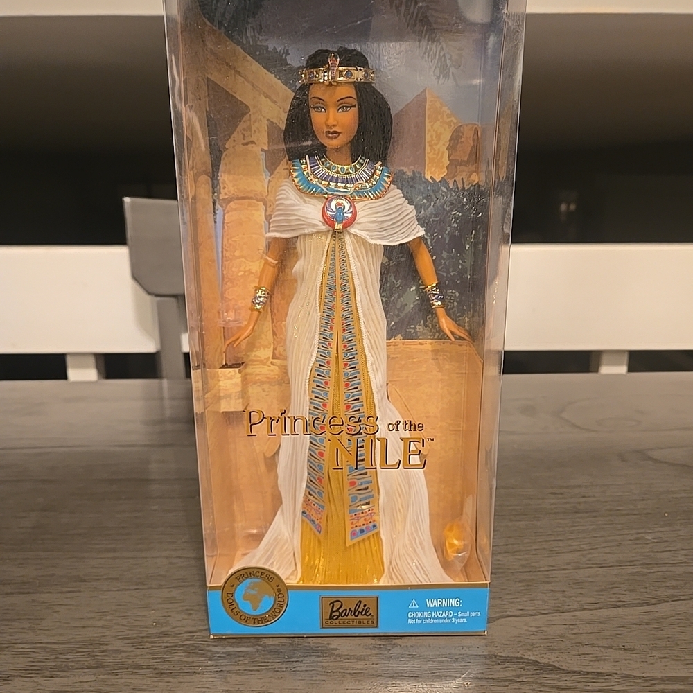 Barbie Princess of the Nile in White and Gold Ensemble